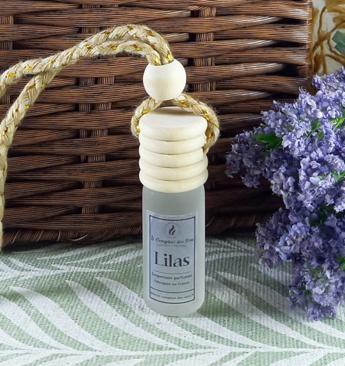 Suspension voiture Lilas