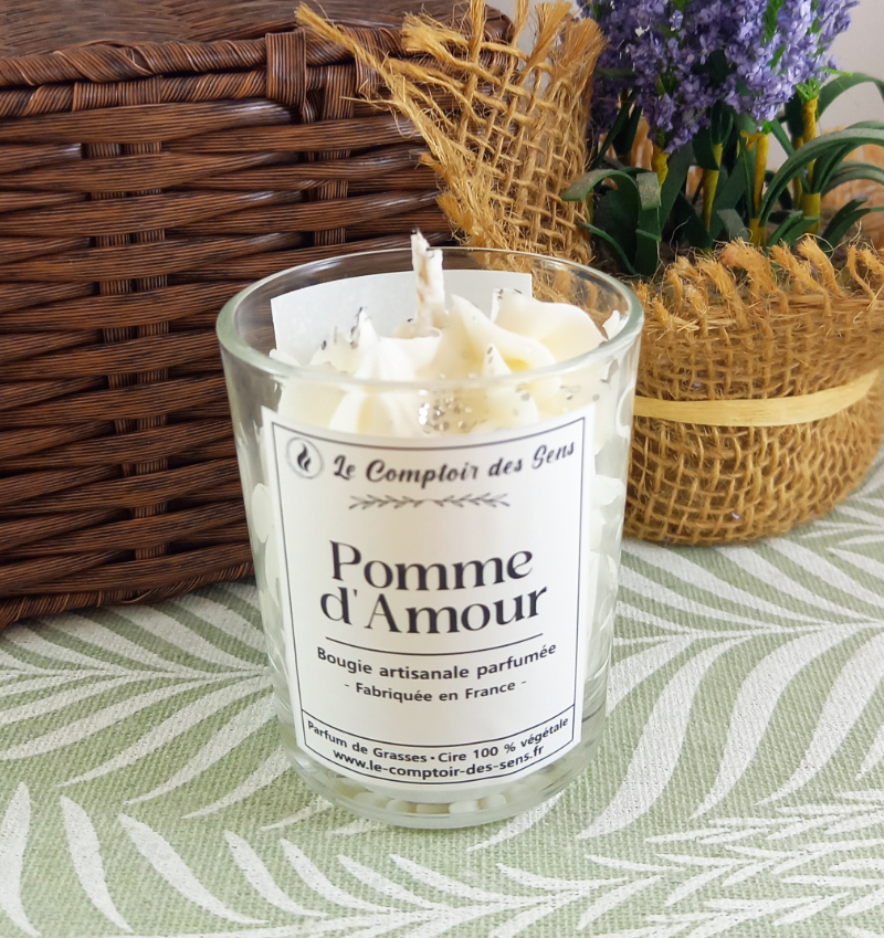 Bougie Chantilly Pomme d'Amour S