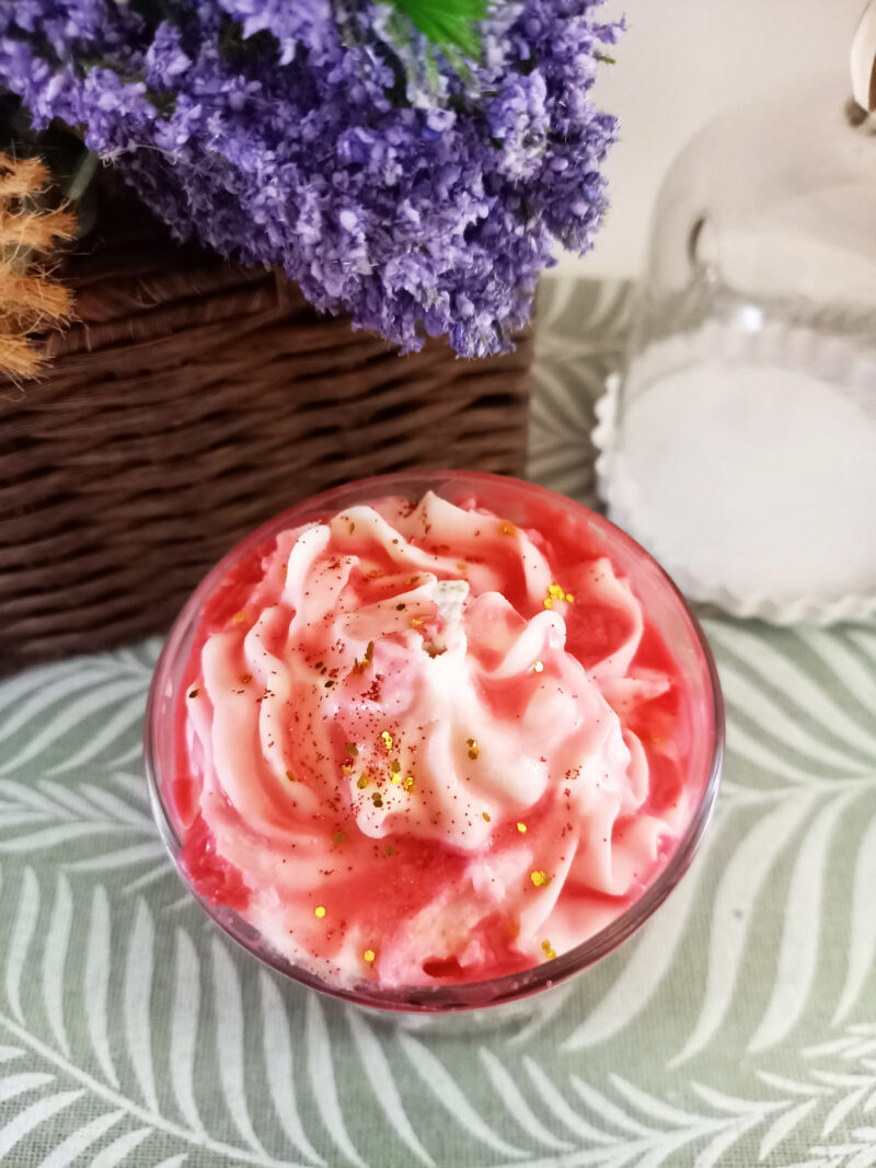 Bougie Chantilly Pomme d'Amour M – Image 3